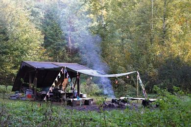 Feuerbohren mit dem Bogendrill - Feuerbohrer